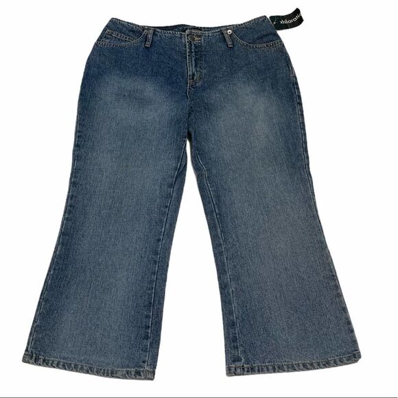 Women's Xhilaration Vintage Wide Leg Cropped Jeans Size 11 Medium Wash Flare - Picture 1 of 12